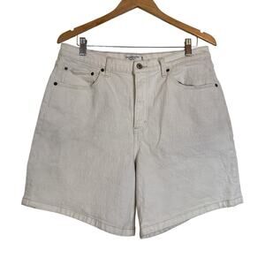 Abercrombie & Fitch Women's High Waisted The 7" Dad Denim Short Sz 14 Off White